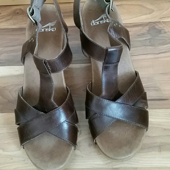 Dansko heeled sandals - Picture 7 of 8